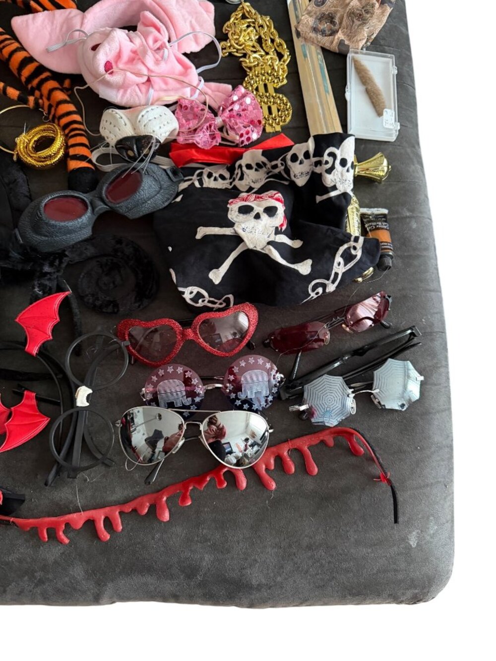 Halloween Costume & Accessory Lot - Includes Masks Headbands Wigs Glasses Props - Picture 3 of 6
